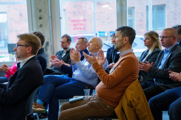 1740751990629 1740751990629