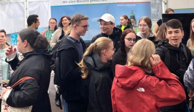 Besucher des Campus Ahoi Tages 2024 an der Hochschule Wismar